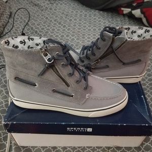 Sperry Sneakers